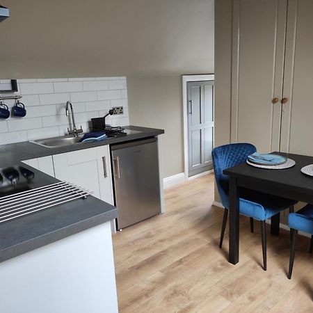 Apartments At Ballinsheen House & Gardens Лисдунварна Номер фото