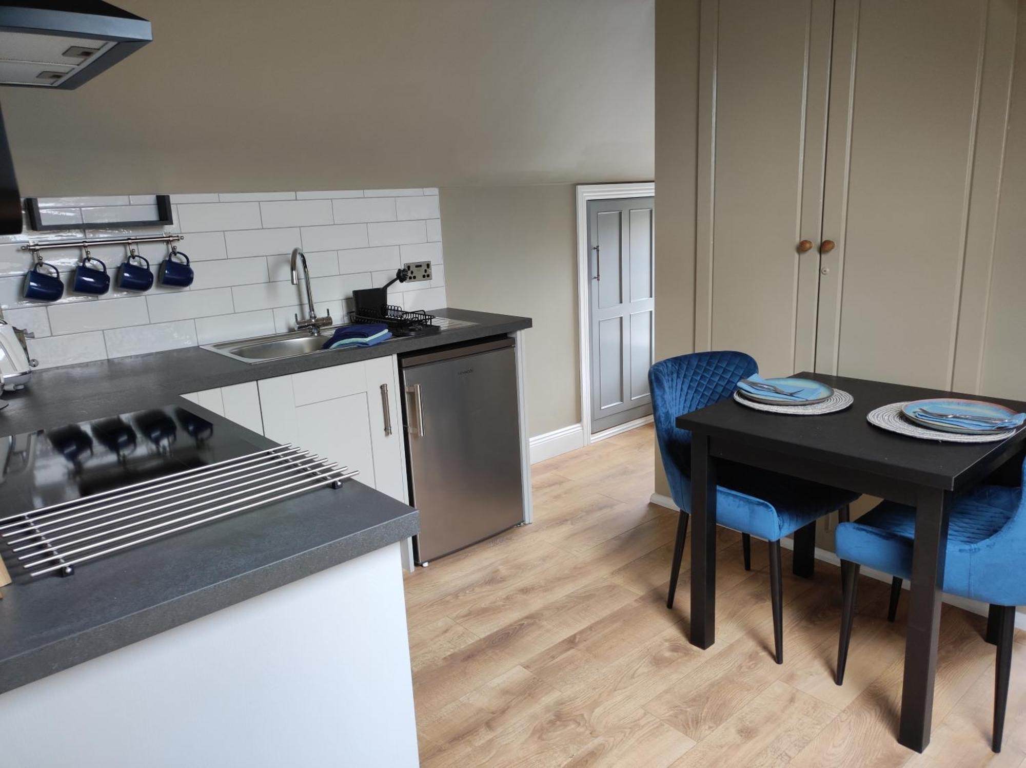 Apartments At Ballinsheen House & Gardens Лисдунварна Номер фото